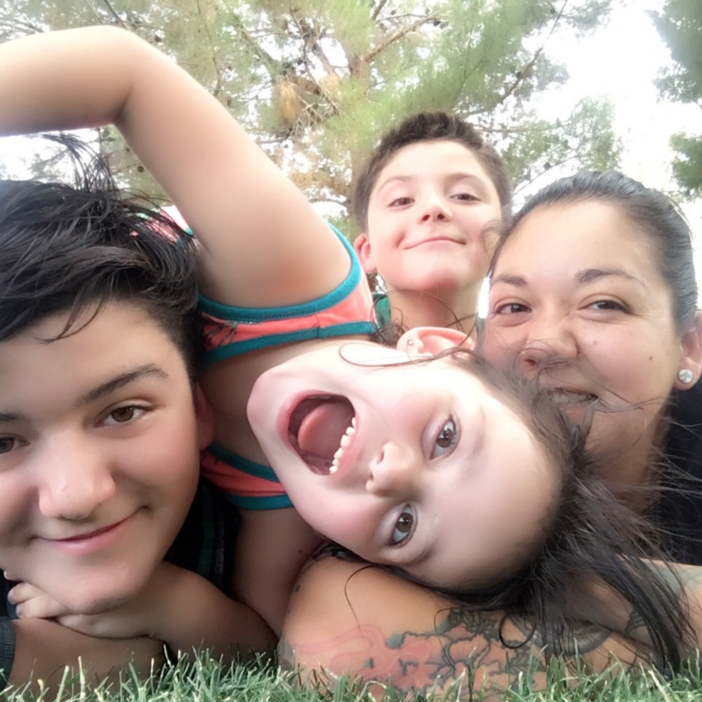 Meet your Posher, Carolina